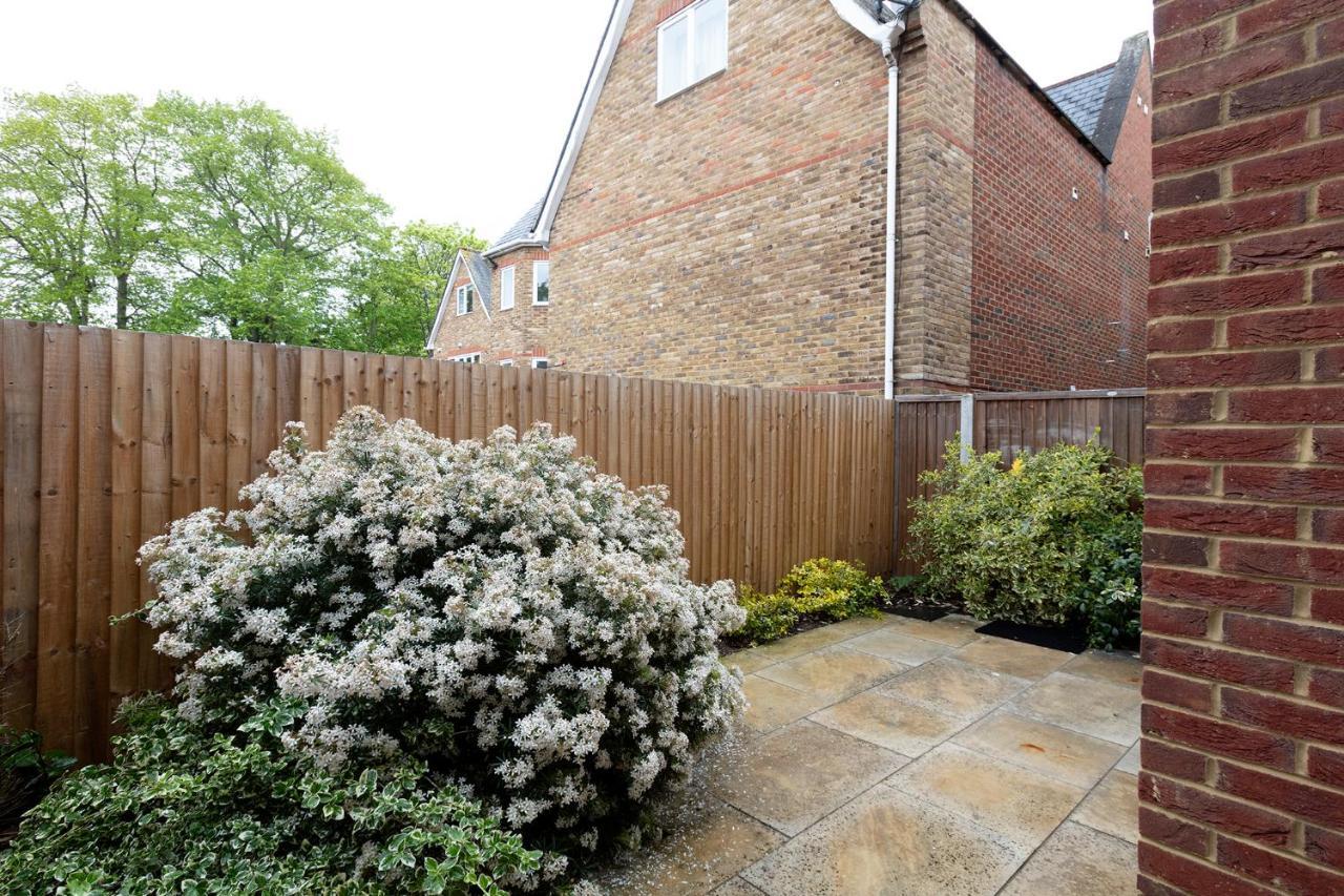 Immaculate Central Windsor Town House With Parking Dış mekan fotoğraf